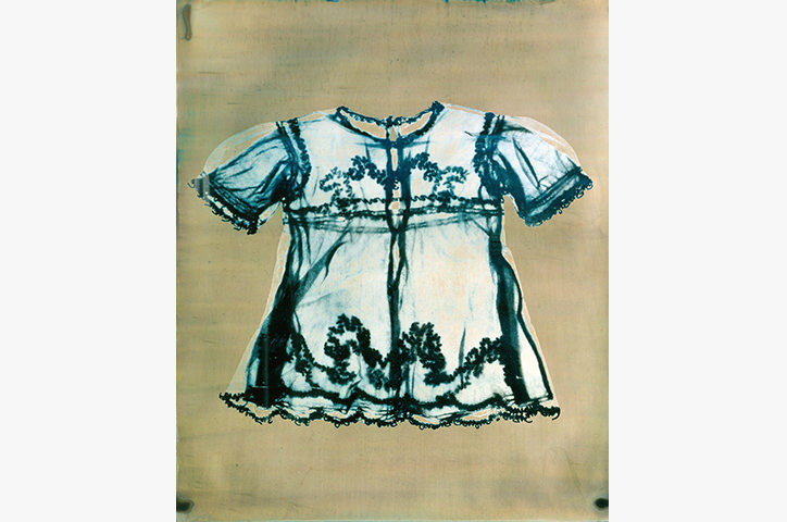 Sketch of a t-shirt on cardboard colored paper