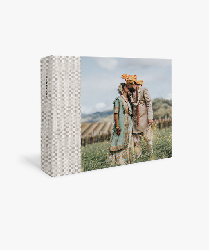 Prduktbild für großes Premium-Fotoalbum im Querformat.